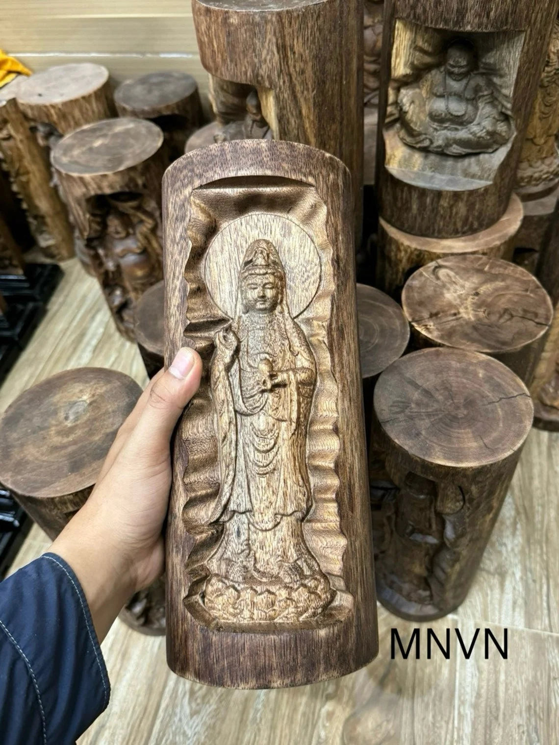 Agarwood Buddha Statue – Handcrafted from Natural Forest Agarwood